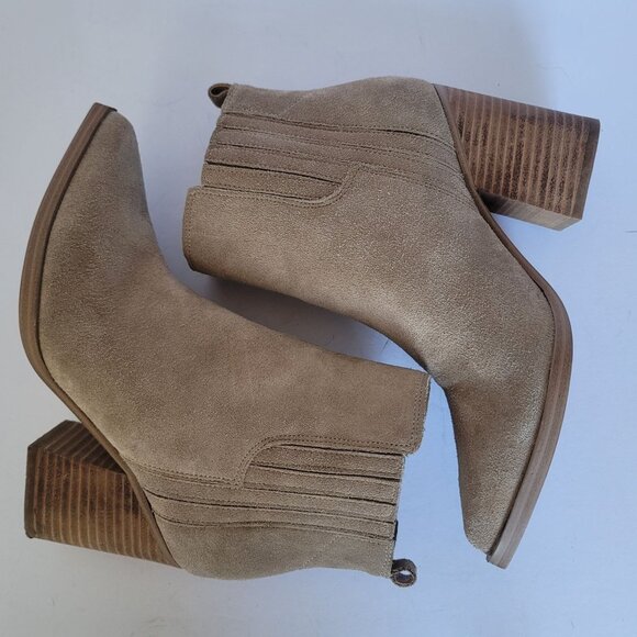 Marc Fisher Oshay Pointed Toe Women's Suede Bootie. Size 6.5M - Picture 4 of 9